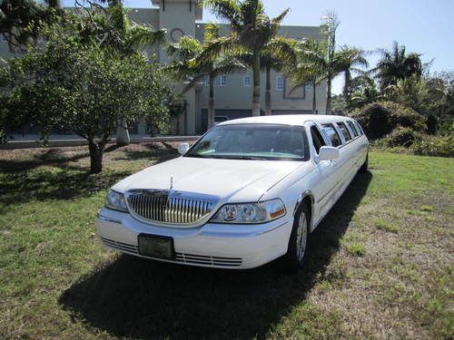 2003 Lincoln Towncar 180
