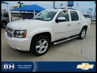 2013 chevrolet avalanche crew cab ltz black diamond navigation dvd sunroof 2wd