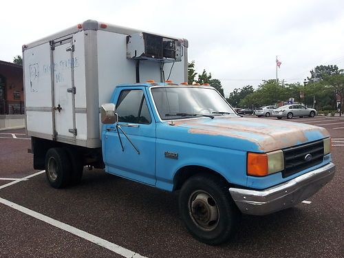 1987 ford f350 refrigerated box truck