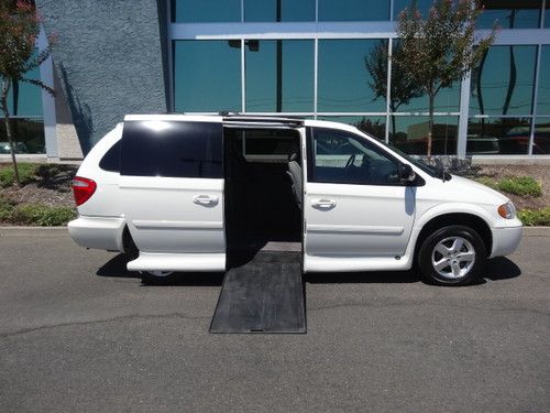2007 dodge grand caravan sxt wheelchair side entry ramp vmi in-floor 43k miles
