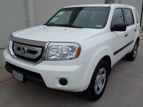 Honda pilot lx, low miles, lease return, finance, one owner.