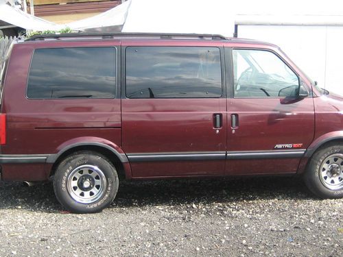 1994 chevrolet astro cl standard passenger van 3-door 4.3l