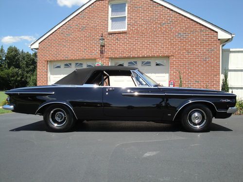 1962 plymouth sport fury convertible  *hemi*  will never find another like this!