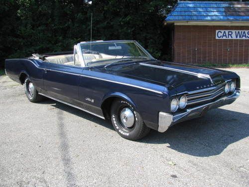 1965 jetstar 88 convertible no reserve.