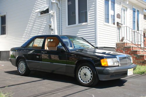 mercedes 190e, 61K One Owner, garage kept, 1993, image 2