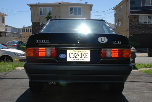 mercedes 190e, 61K One Owner, garage kept, 1993, image 4