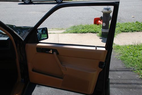 mercedes 190e, 61K One Owner, garage kept, 1993, image 8