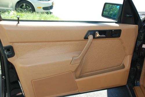 mercedes 190e, 61K One Owner, garage kept, 1993, image 19