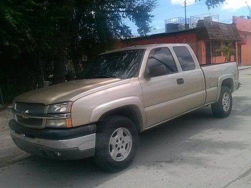 2004 chevy silverado z71  parts car truck project