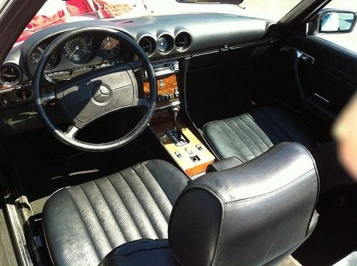 1988 mbz 560sl convertible-white/black (int)-perfect shape- 80k low miles