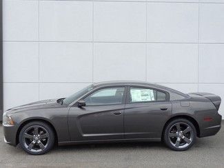 New 2013 dodge charger spoiler pkg