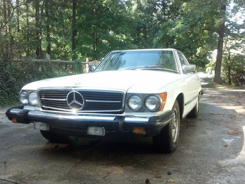 1982 mercedes-benz 380sl base convertible 2-door 3.8l