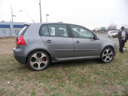 2007 volkswagen gti base hatchback 4-door 2.0l