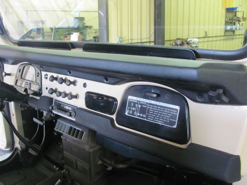 1974 Toyota Land Cruiser Restored 4x4 Convertible Offroad Bronco Jeep Scout SUV, image 23