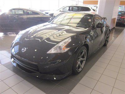 NEW 2013 Nissan NISMO 370Z Coupe Manual Transmission BOSE Audio Magnetic Black, image 2