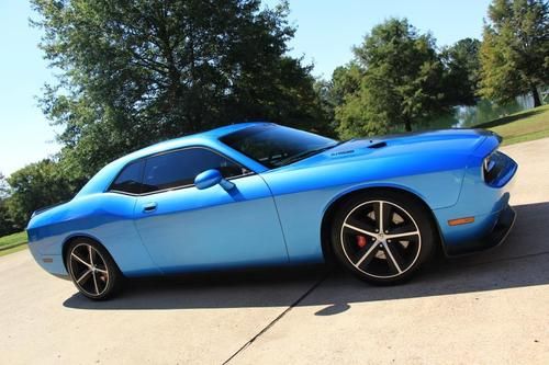 Challenger srt8 17k miles pearl blue navigation sunroof kooks headers slp exhaus