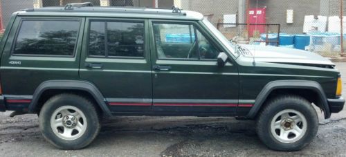 1996 jeep cherokee ok condition, needs tranny work