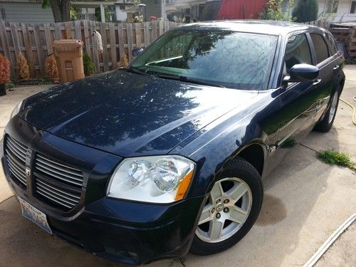 2006 dodge magnum sxt 3.5 v6 rwd 131k miles