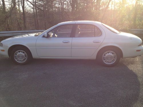 1997 infiniti j30 base sedan 4-door 3.0l