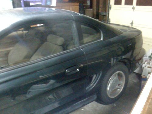 1998 ford mustang base convertible 2-door 3.8l