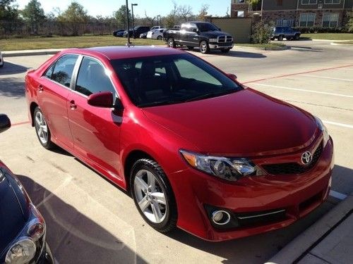 2012 toyota camry se sedan 4-door 2.5l