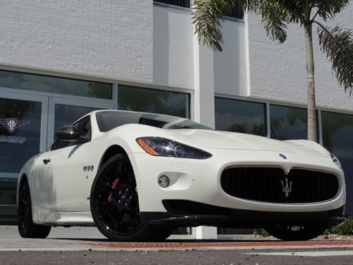 Garage kept 1 owner maserati gt s mc sportline carbon fiber edition white black