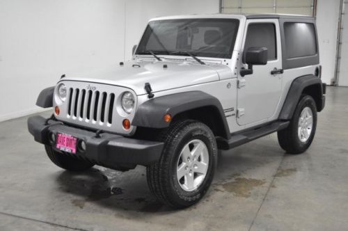 2011 silver 4wd auto cloth traction control! we finance!! call us today!!