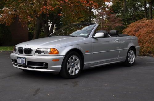 Stunning 2001 bmw 325ci convertible loaded /original owner and only 37000 milesi