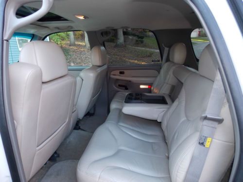 2002 GMC Yukon SLT 4WD * WHITE * Leather Interior * Sunroof * Third Row Seat, image 2