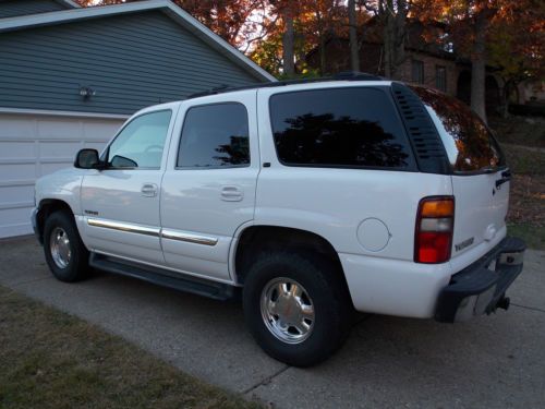 2002 GMC Yukon SLT 4WD * WHITE * Leather Interior * Sunroof * Third Row Seat, image 8