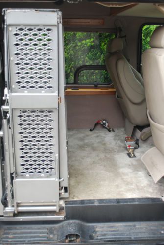 2003 Dodge Ram 1500 Van Base Standard Passenger Van 3-Door 5.2L, image 5