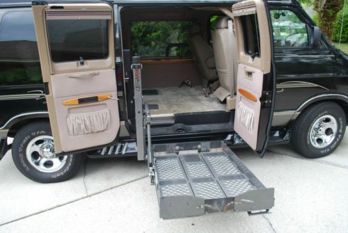 2003 Dodge Ram 1500 Van Base Standard Passenger Van 3-Door 5.2L, image 13