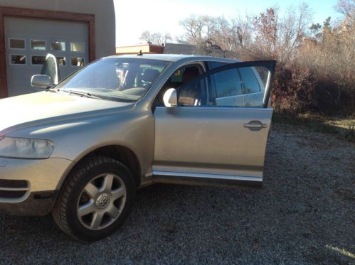 2004 volkswagen touareg v10 tdi sport utility 4-door 5.0l