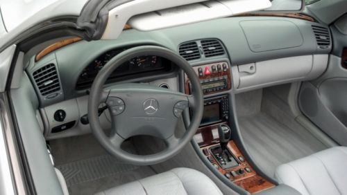 2003 Mercedes-Benz CLK320 Base Convertible 2-Door 3.2L, image 2