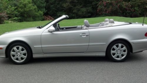 2003 Mercedes-Benz CLK320 Base Convertible 2-Door 3.2L, image 4