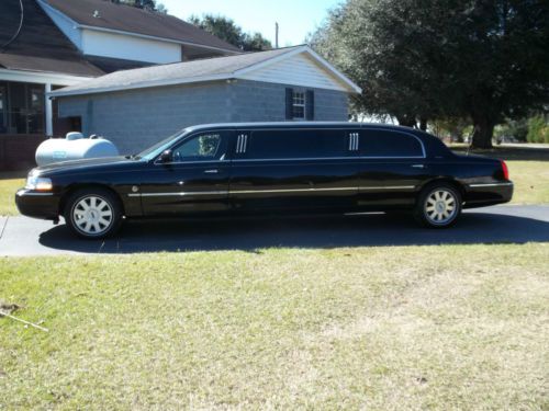 2005 LINCOLN TOWN CAR EXECUTIVE BLACK 4DR LIMOUSINE NON-SMOKER, image 2