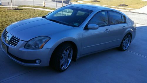 2004 nissan maxima se sedan 4-door 3.5l