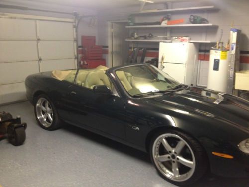 2000 jaguar xk8 base convertible 2-door 4.0l