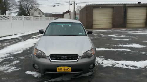 2005 Subaru Outback i Wagon 4-Door 2.5L, image 2