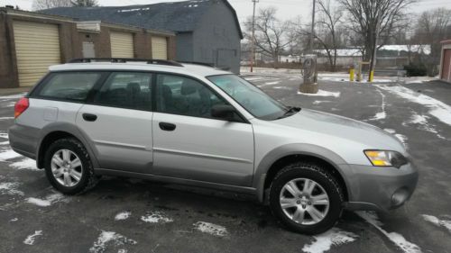 2005 Subaru Outback i Wagon 4-Door 2.5L, image 3