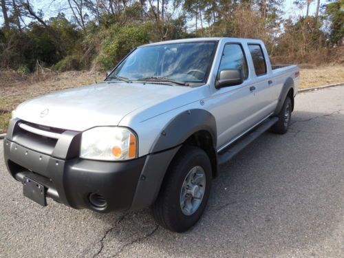 2003 nissan frontier xe crew cab pickup 4-door 3.3l 4x4