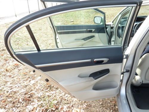 NO RESERVE HYBRID 1.3L NAVIGATION COLD A/C KEYLESS EXTRA CLEAN RUNS DRIVES NEW, image 18