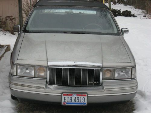 1991 lincoln town car cartier sedan 4-door 4.6l