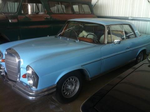 1964 mercedes benz 220 se with sunroof