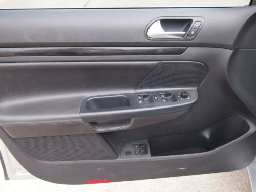 TDI Diesel 2.0L Power Door Locks Power Windows Power Driver's Seat Tachometer, US $13,500.00, image 18