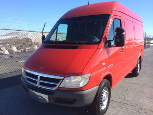 2004 dodge sprinter 2500 140&#034; high top, 97k, great shape, no rust, not abused