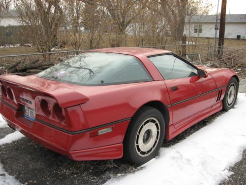 1985 c4 std.350 4speed corvette....project car ...!!!