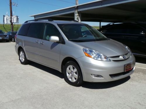 2006 toyota sienna xle power doors silver gray leahter 98k miles clean interior