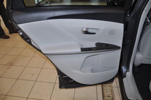 Limited w/Na 3.5L Power Steering Power Brakes Power Door Locks Power Windows, image 55