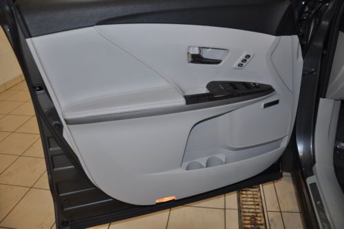 Limited w/Na 3.5L Power Steering Power Brakes Power Door Locks Power Windows, image 65